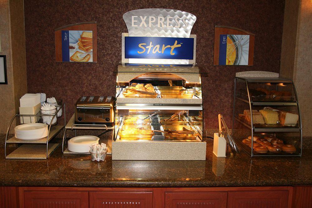 Holiday Inn Express Hotel And Suites Brownsville By Ihg Экстерьер фото