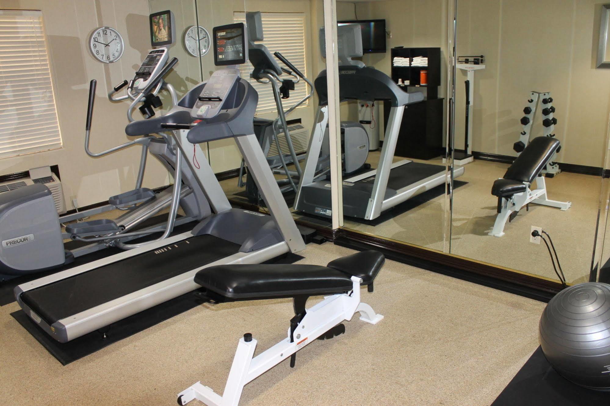 Holiday Inn Express Hotel And Suites Brownsville By Ihg Экстерьер фото
